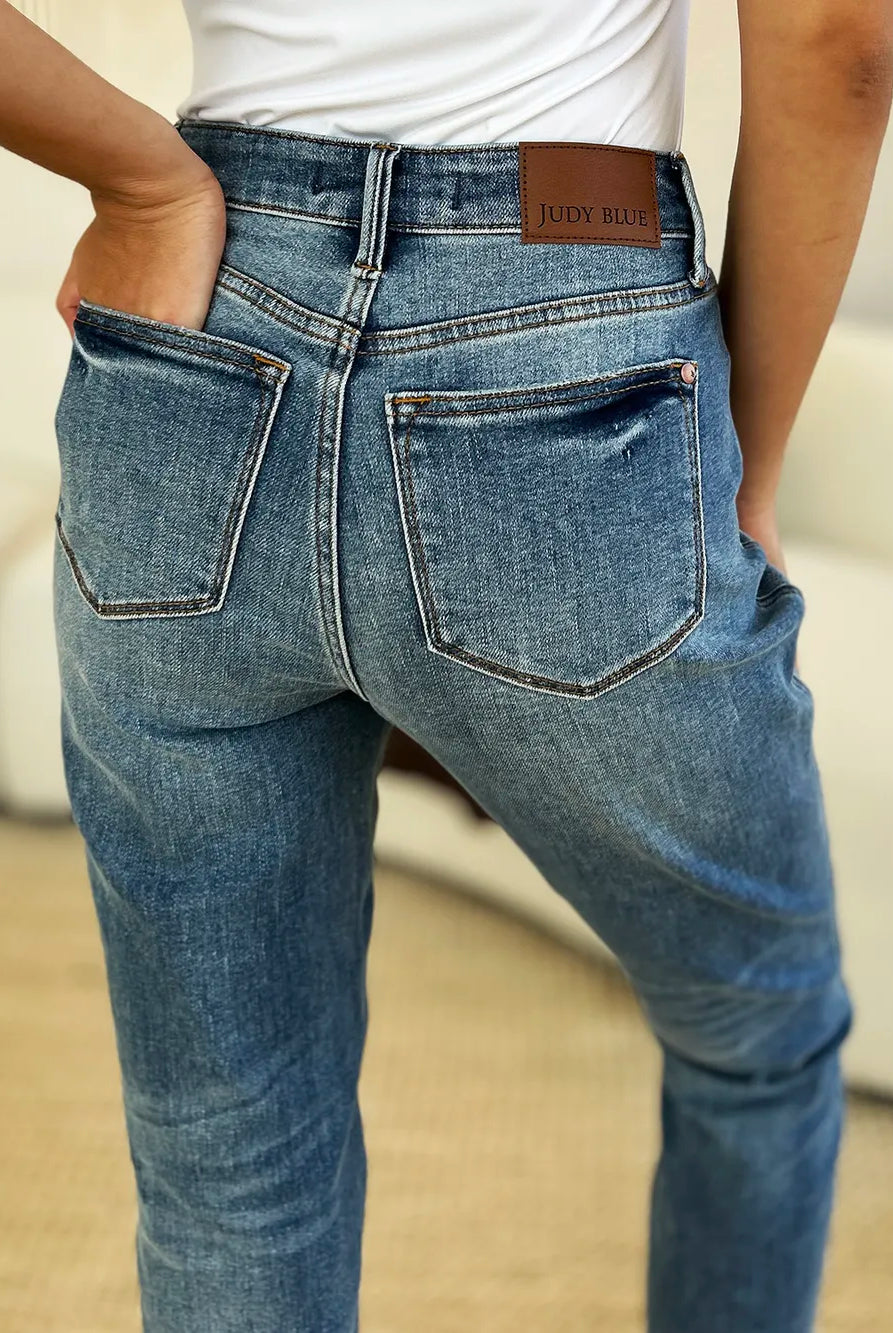 080c9489-be9a-4e4f-9336-403354d810d2-Max