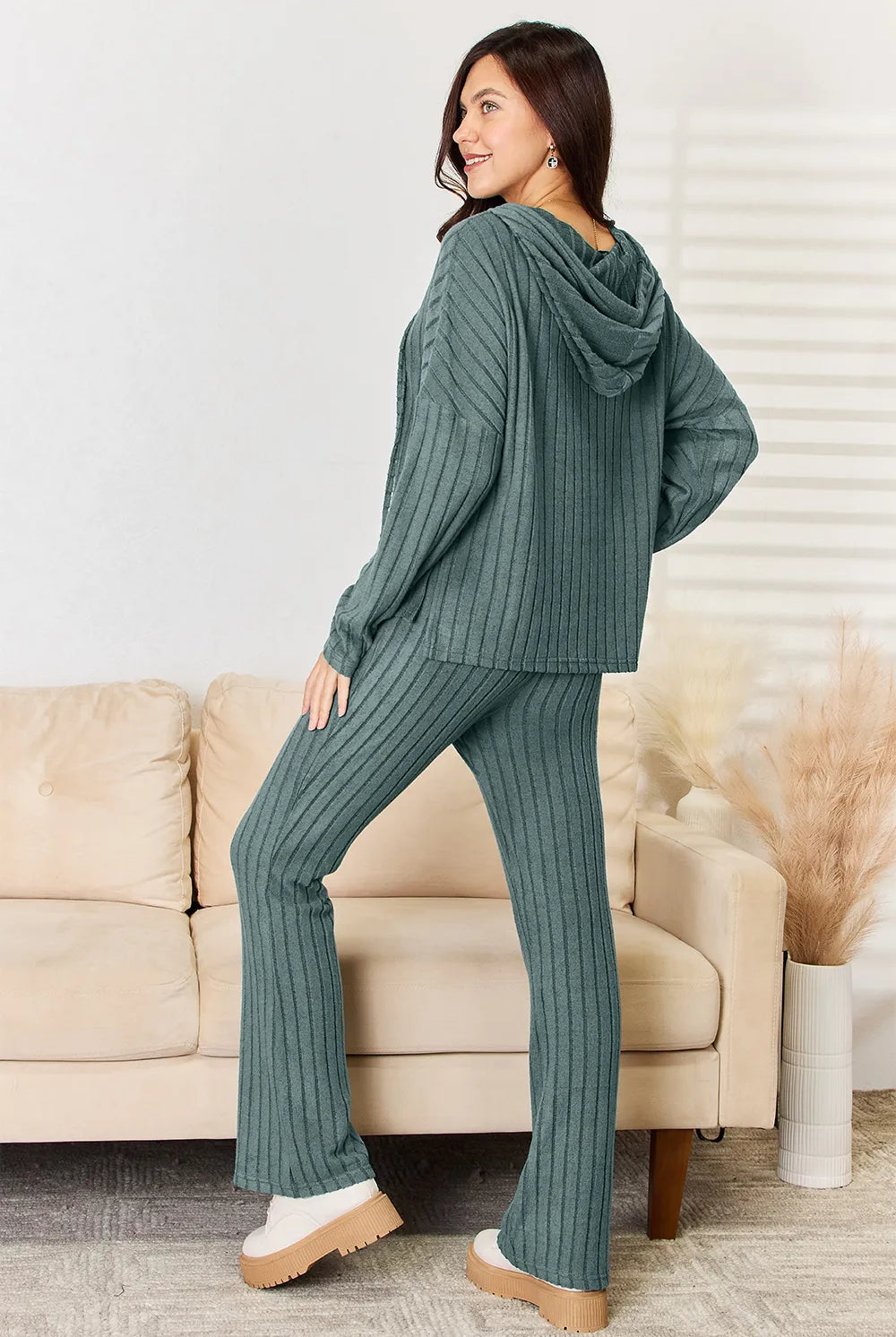 1d2c0c07-8a5b-4d22-bb8e-df1f37e5a05f-Max