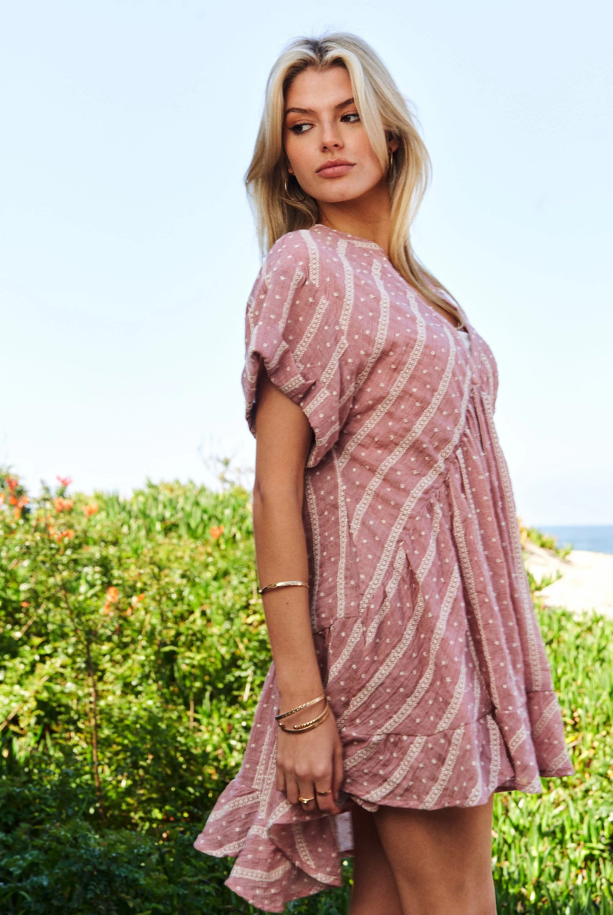 2c5c4c4628f9408da32fb49e249e3fda-Max-Origin