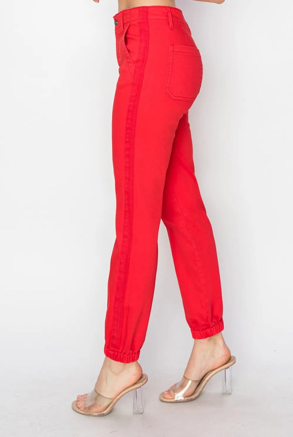 3eaeb20a-9e06-4a4a-bf43-ddc2002f0b51-Max