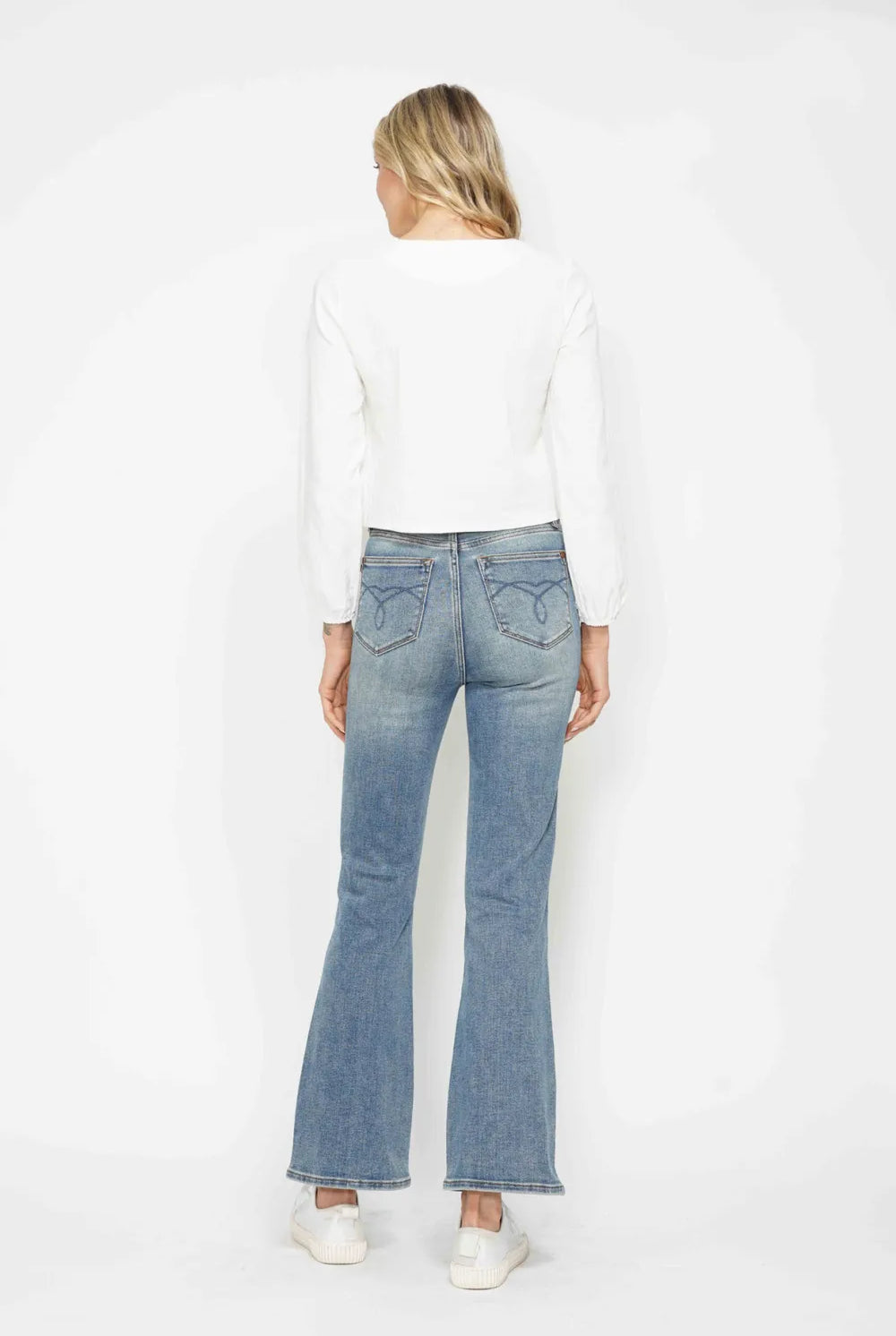 558ec53f-21d2-4829-ac04-56dbd0f44348-Max