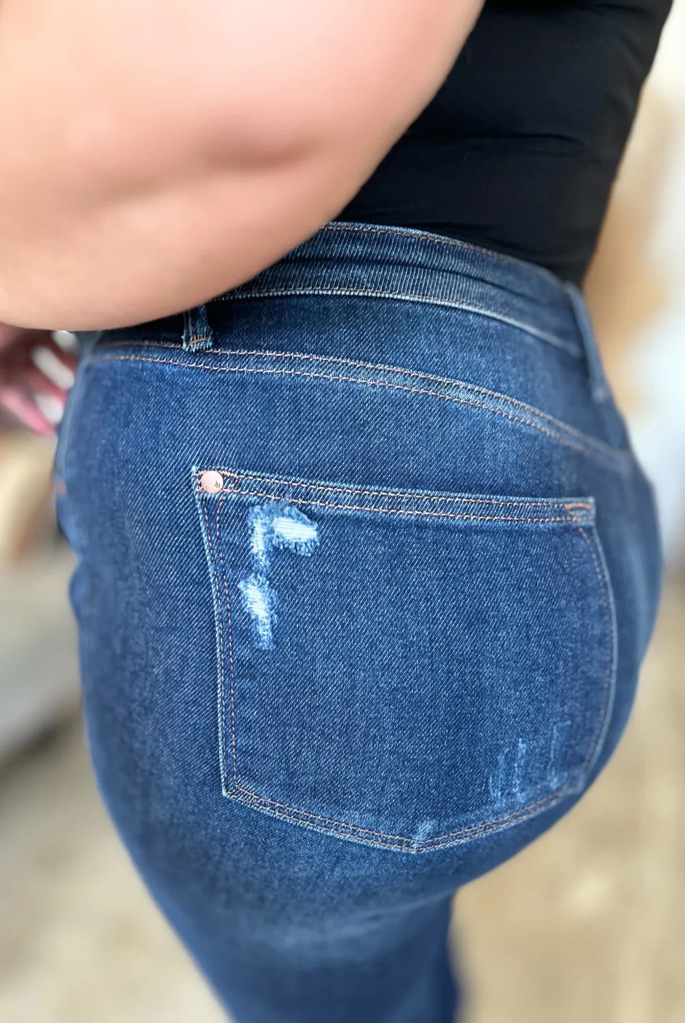 60a54761-0921-4d3f-a78b-bfff1a4d41c7-Max