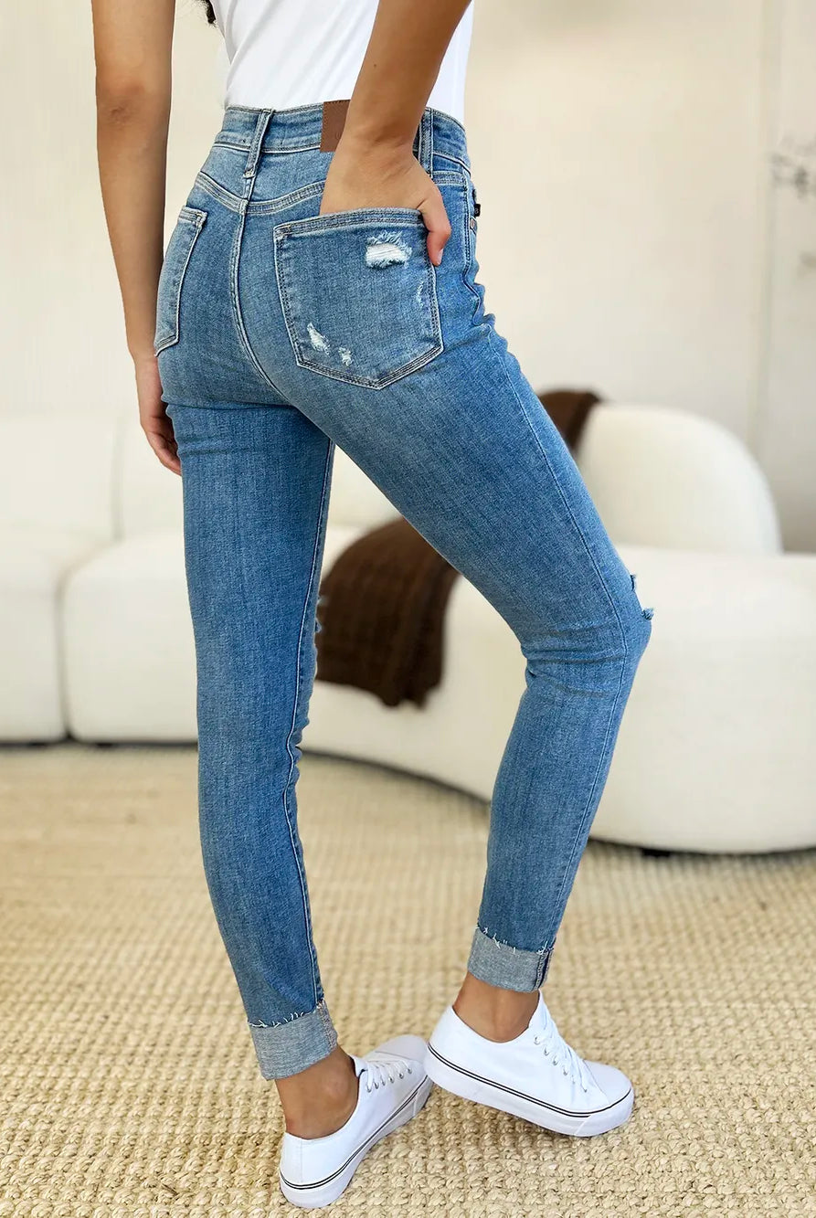 7622ec0f-b3a4-46c8-a3e1-19377e001deb-Max