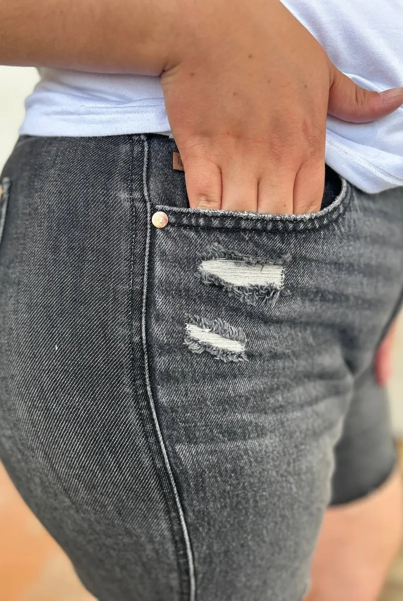 9aea5599-b55d-439a-aec4-f84ddf932992-Max