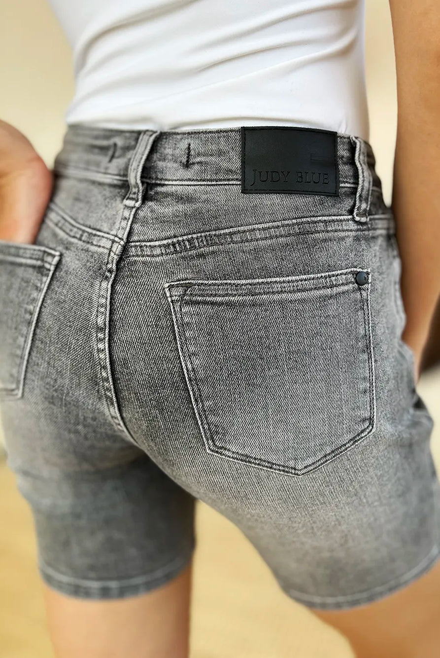 9cf62c2f-873a-4b04-a032-6961f06685b8-Max