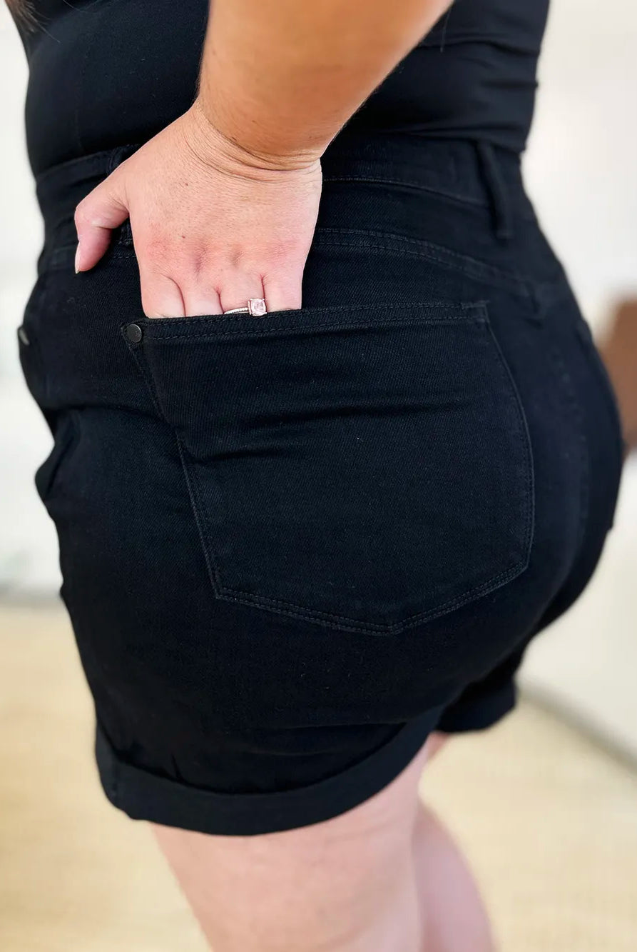 aa5aaaaa-7b60-4dab-a0f9-c3858c84e4a9-Max