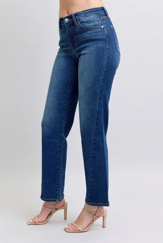 ef11fc4e-4e8b-4413-bdc5-2563ebc2fcc6-Max