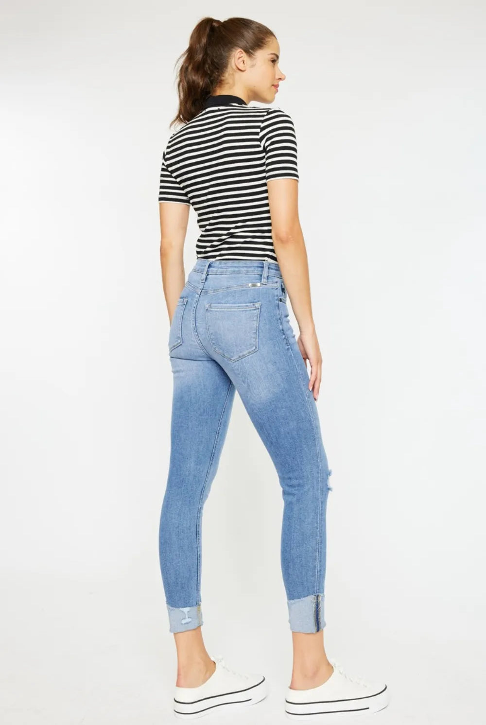 f9c76828-e5f2-4db7-9e88-b9a272602ee2-Max